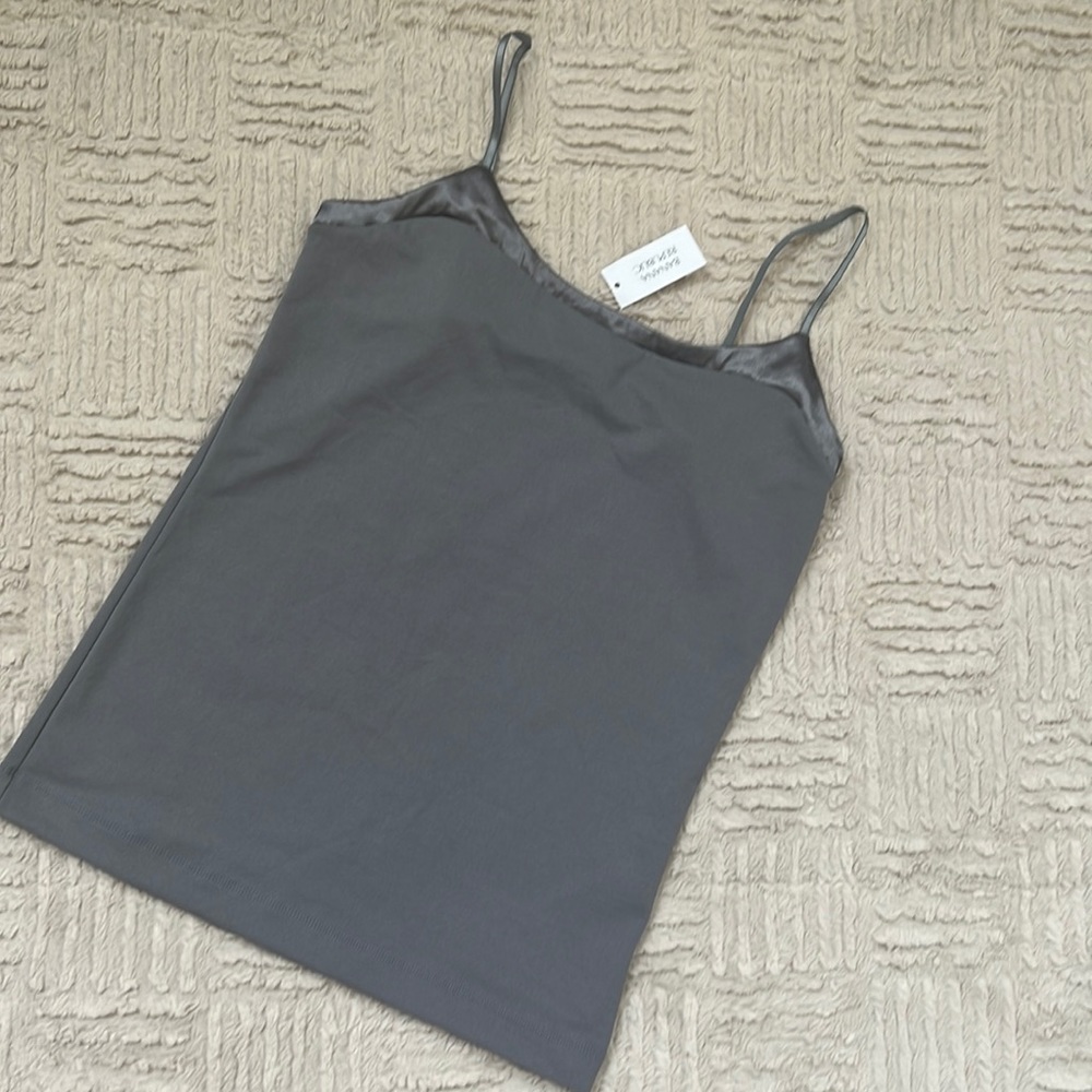 Banana Republic camisole NWT Size Small
